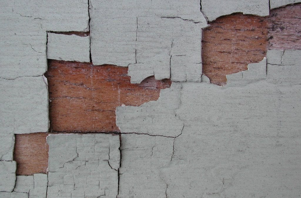 How to Deal with Lead Paint Safely and Sustainability